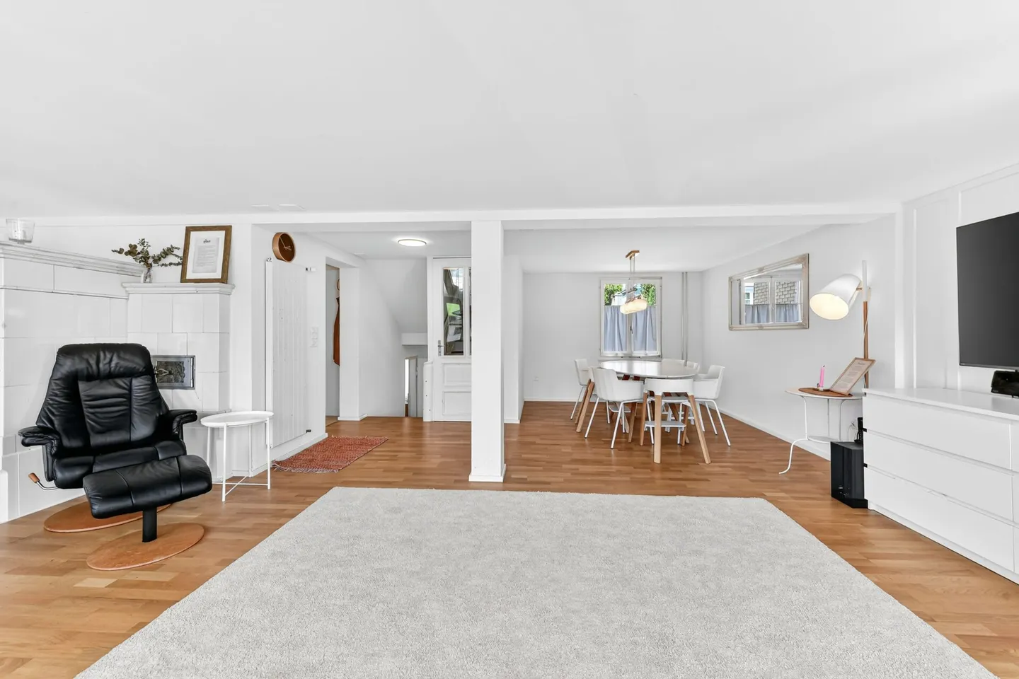 Charming Family Home with Studio - Photo 7 of 31