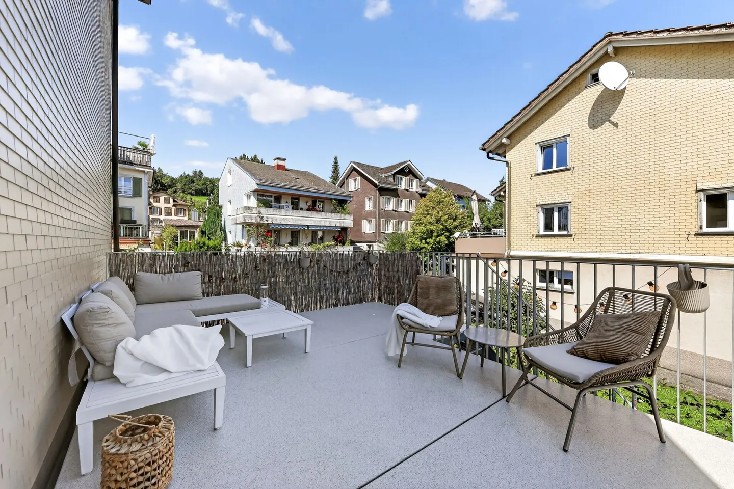 Charming Family Home with Studio - Photo 14 of 31