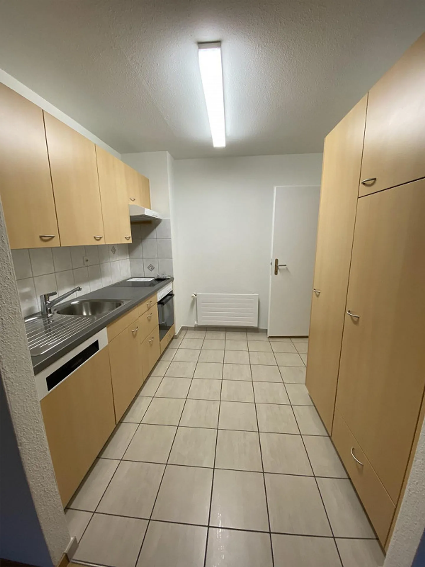 3.5 Room Apartment near NTB and BZB - Photo 10 of 17