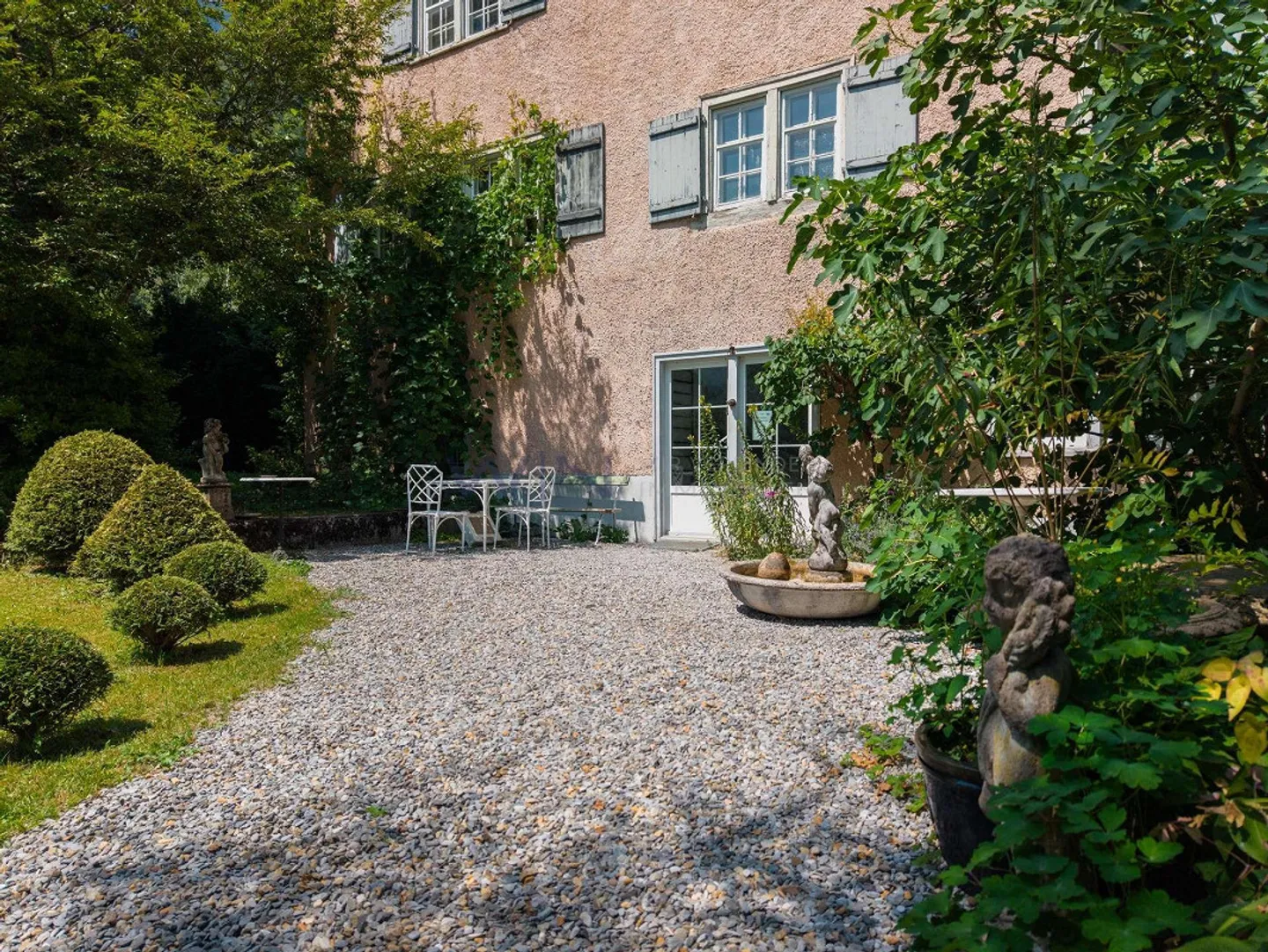 Manoir potentiel avec rendement d'amateur - Photo 1 sur 8
