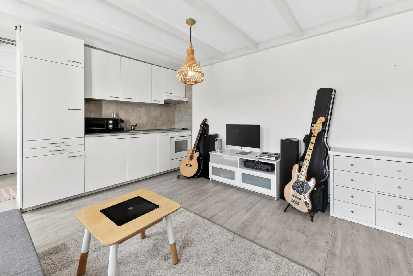 Charming Family Home with Studio - Photo 27 of 31