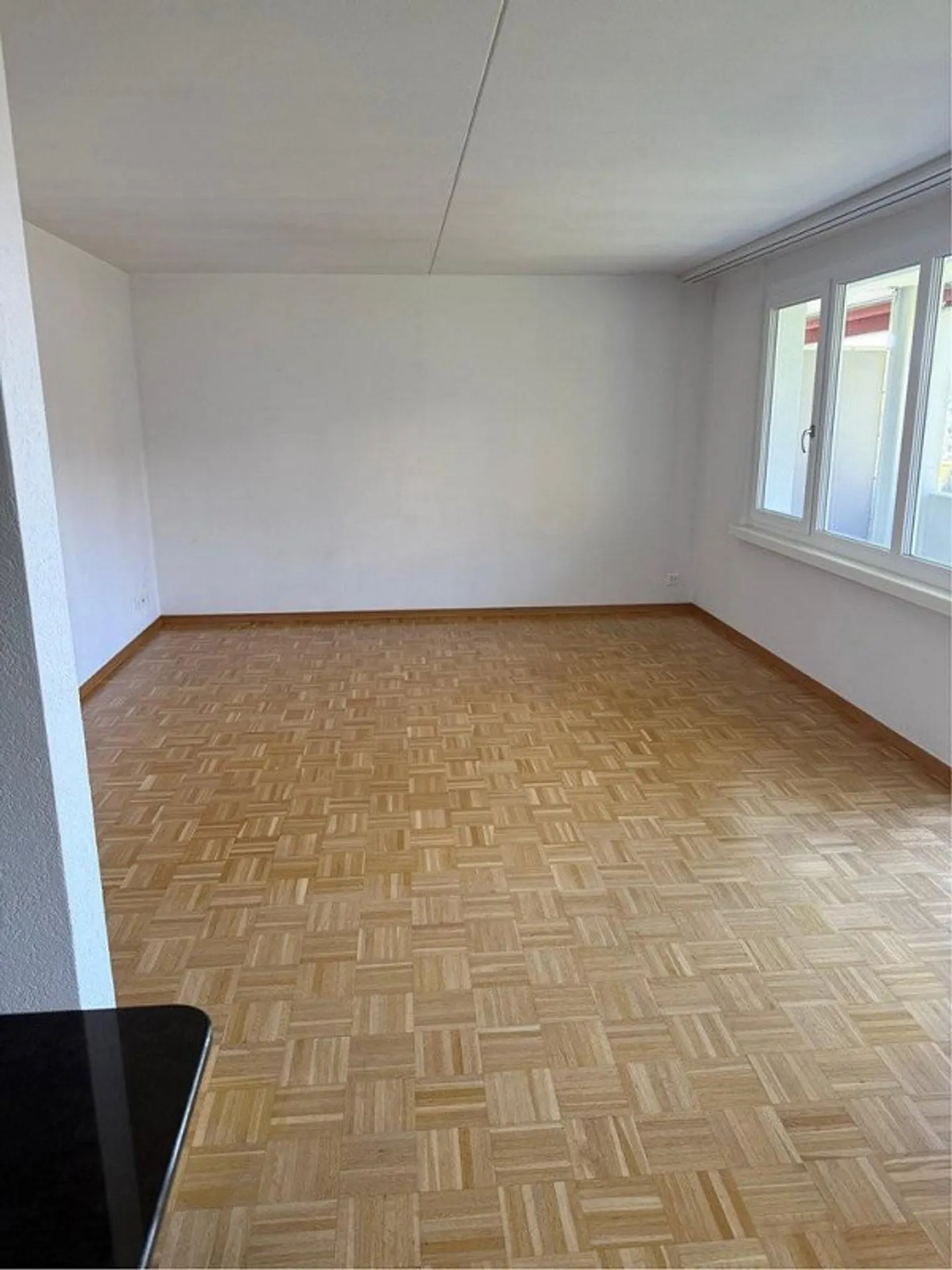 Comfortable 2.5 Room Apartment in Brugg - Photo 3 of 6