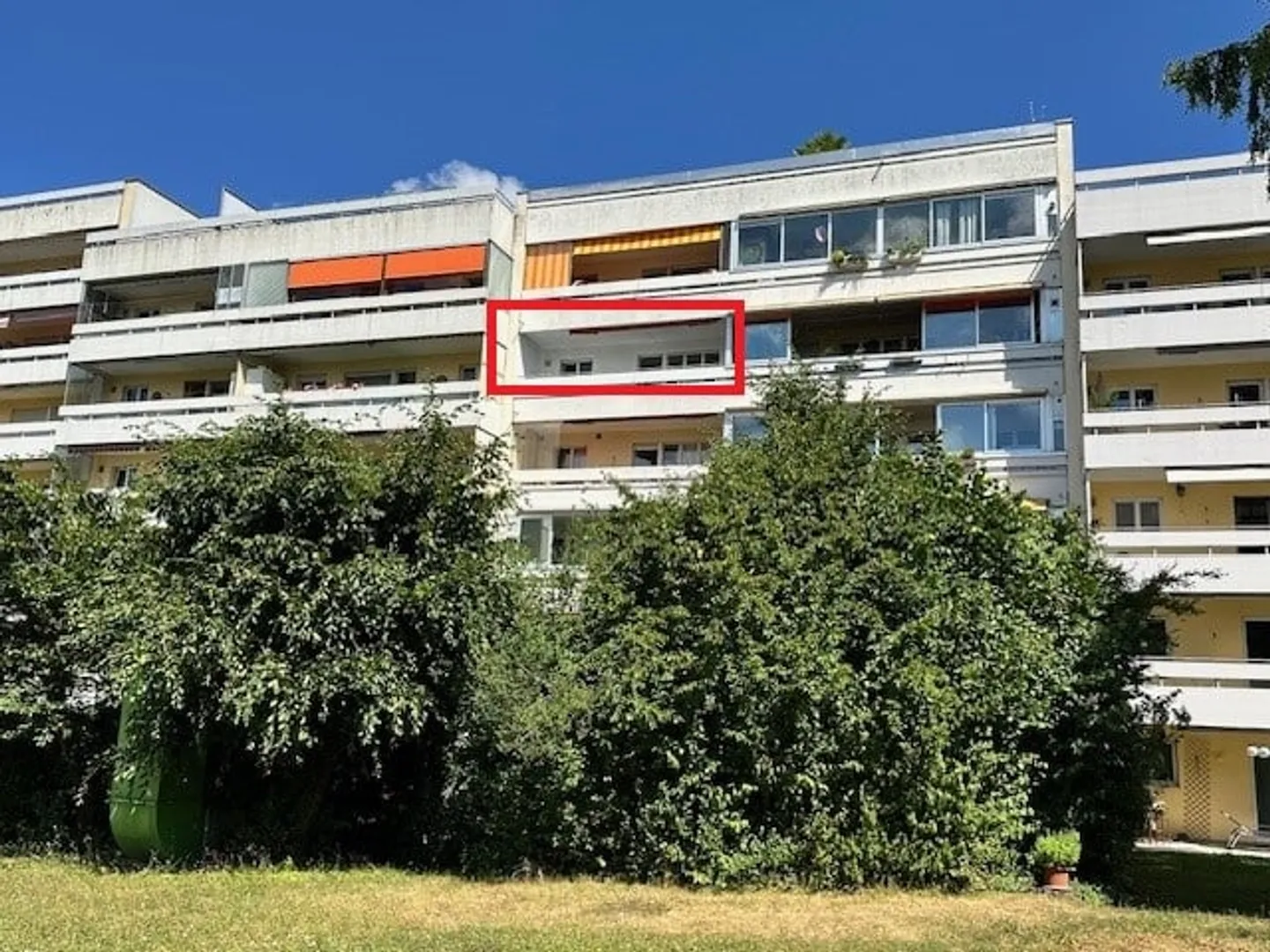 Appartement moderne de 3,5 pièces avec balcon et accès à la terrasse sur le toit - Photo 1 sur 14