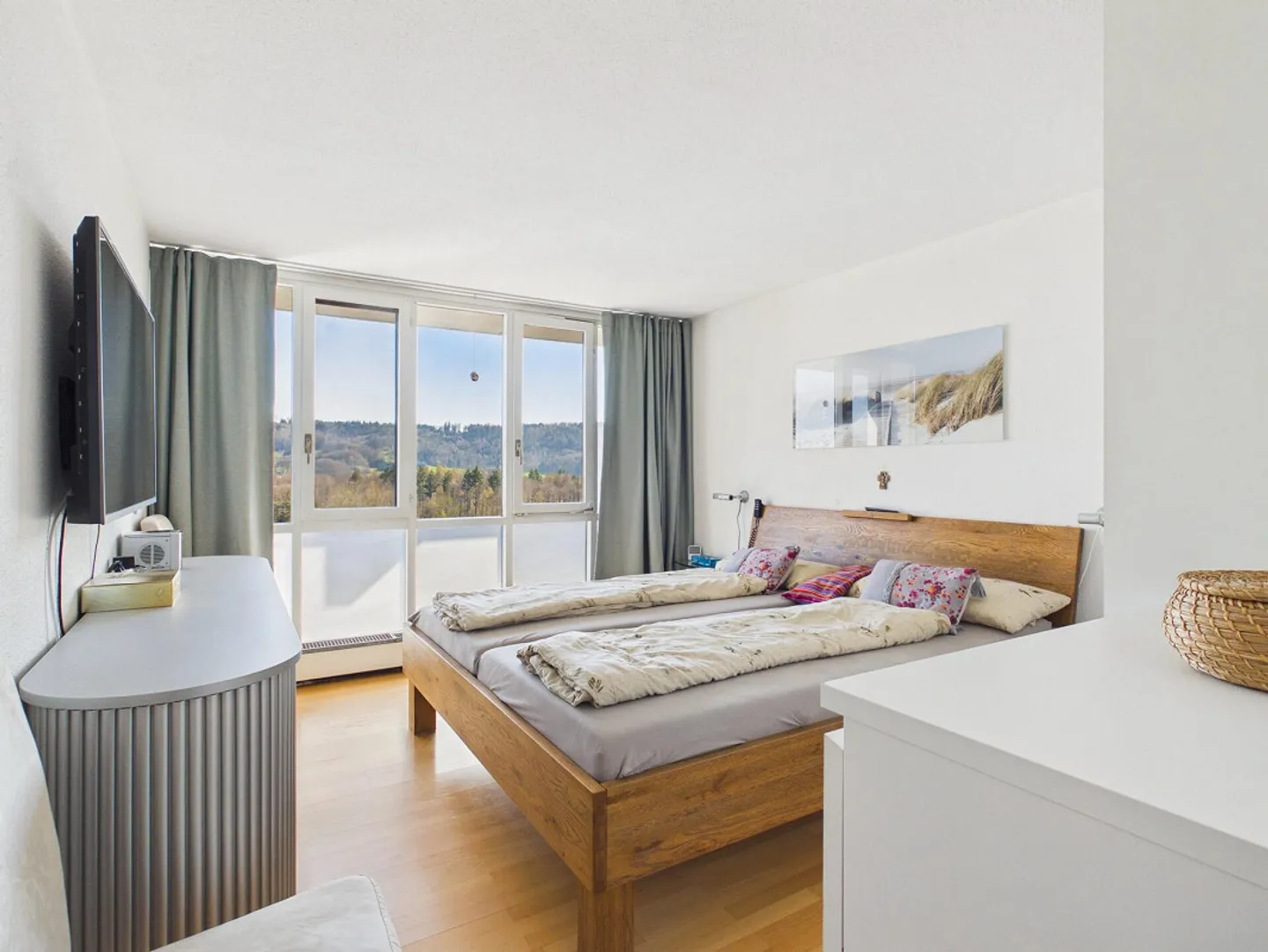 Attractive Duplex Apartment in the Legendary Rainpark - Photo 5 of 14