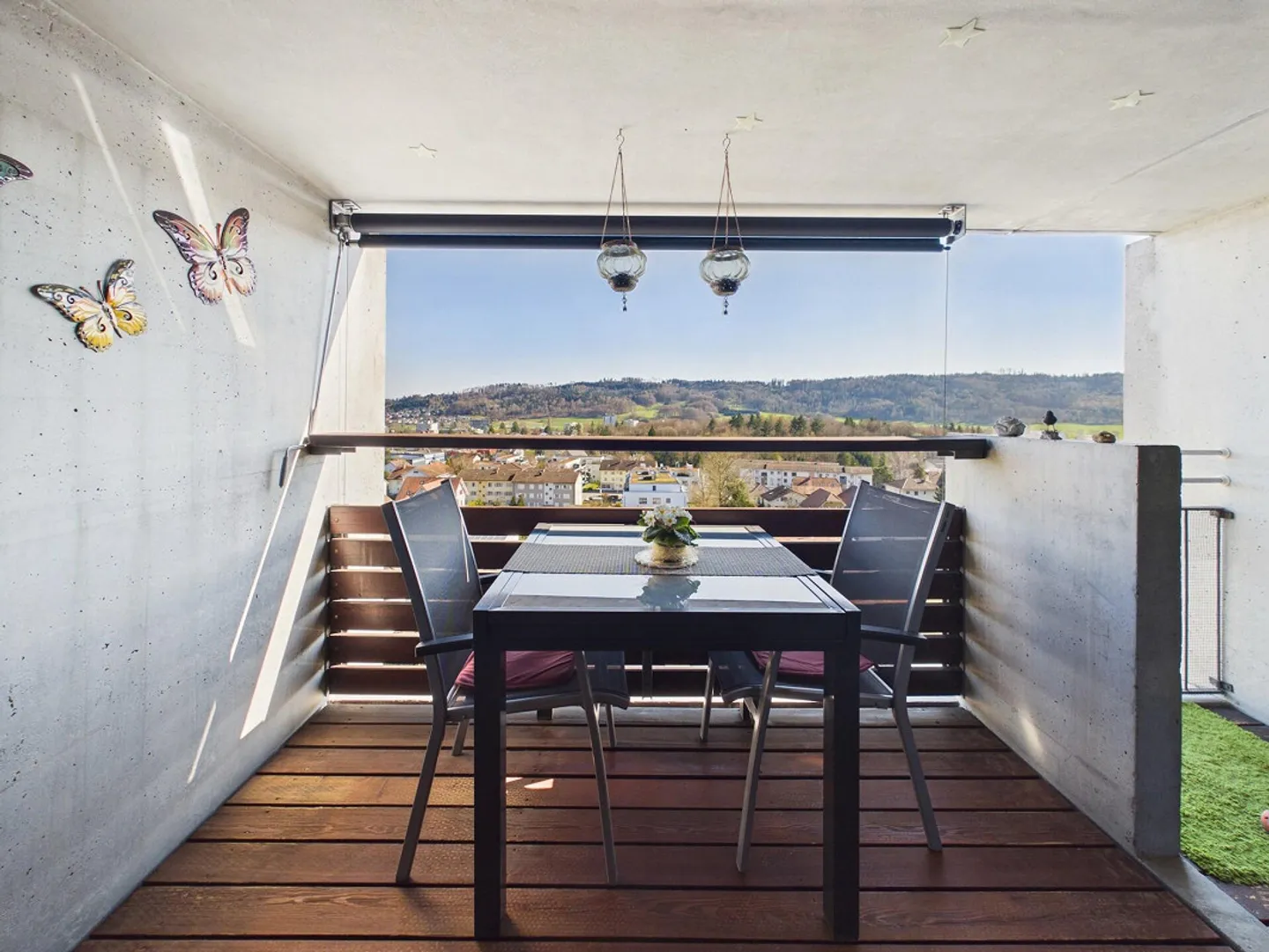 Attractive Duplex Apartment in the Legendary Rainpark - Photo 10 of 14