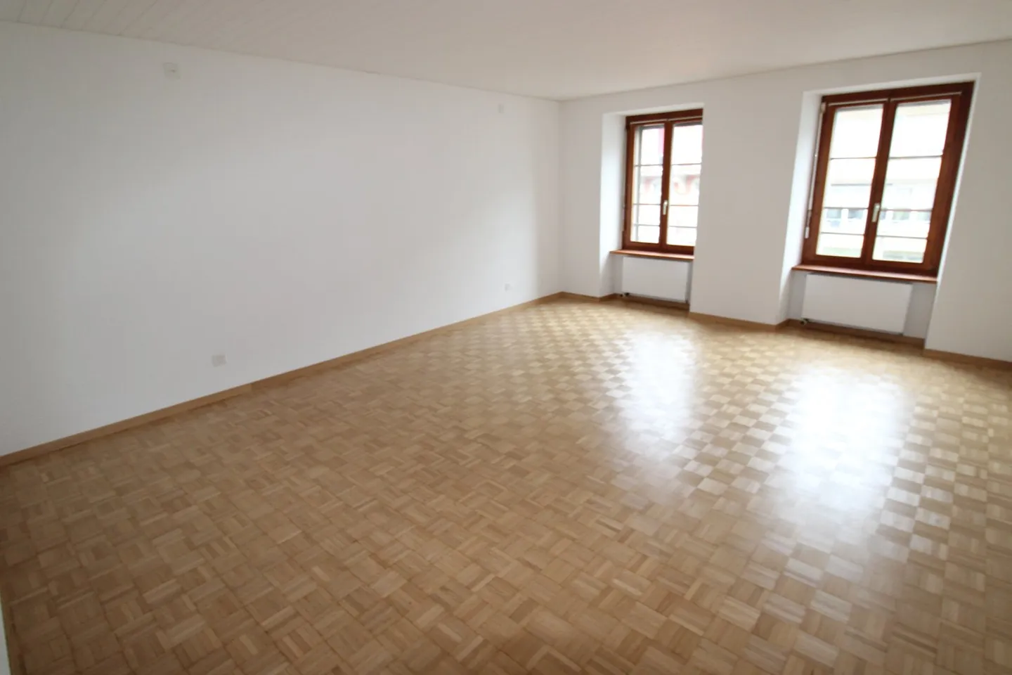 Appartement spacieux de 1,5 pièce dans la vieille ville de Bienne - Photo 1 sur 5