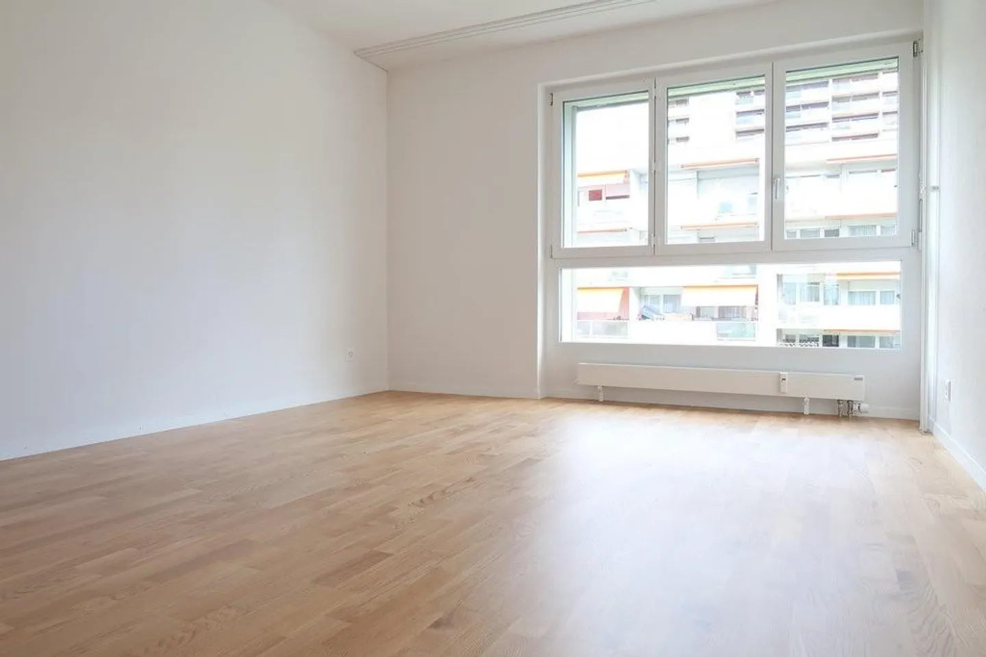 Top renovated 3.5-room apartment, 2nd floor - Photo 4 of 7