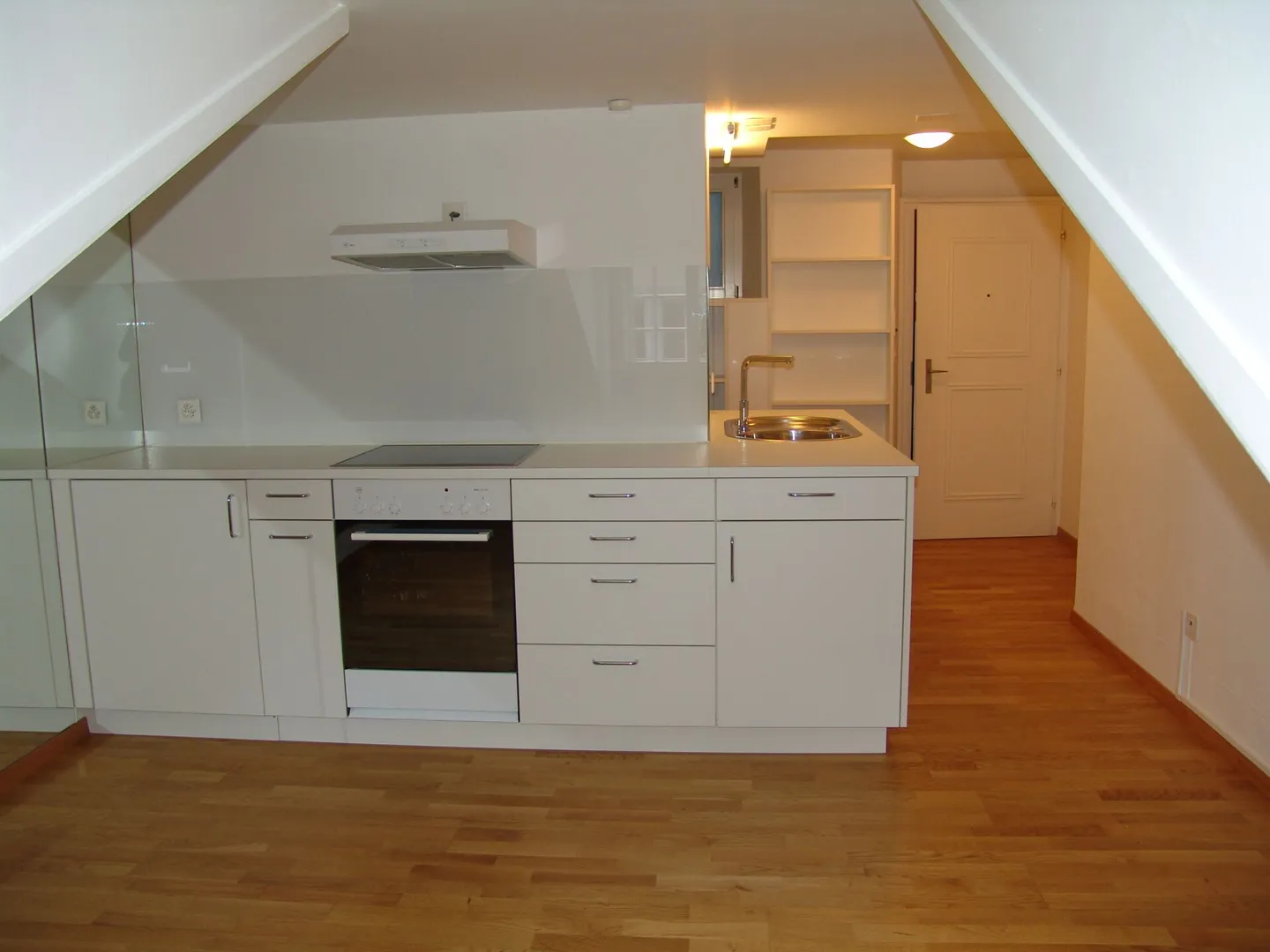 Appartement studio dans la vieille ville - Photo 1 sur 11