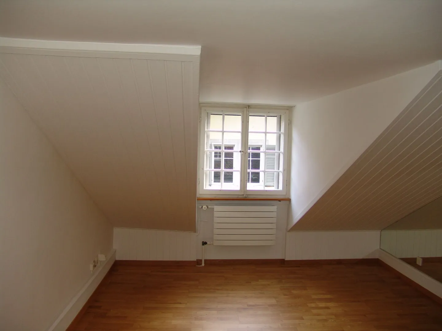 Appartement studio dans la vieille ville - Photo 4 sur 11