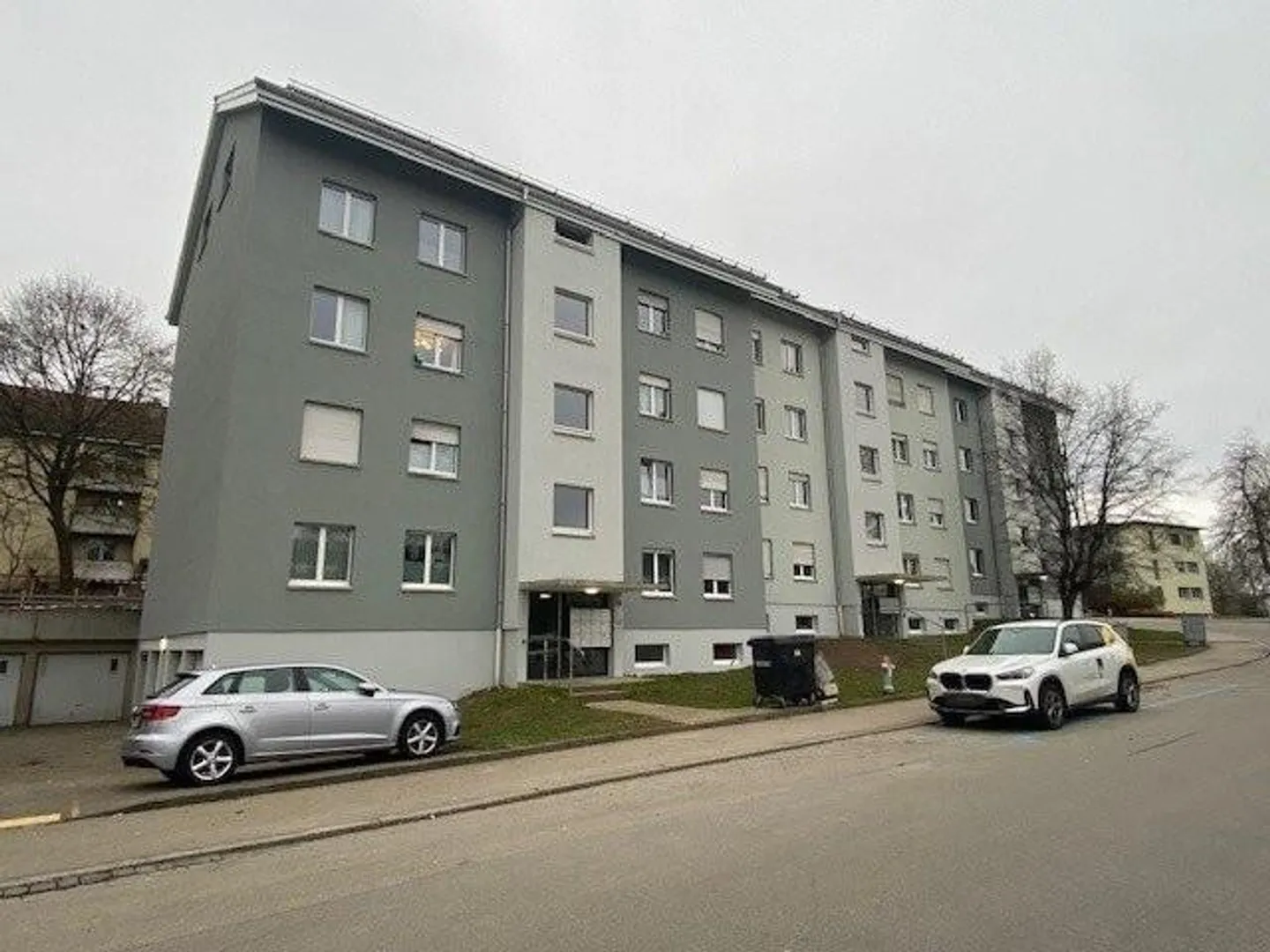 Vivre dans le vert et pourtant central : appartement de 3,5 pièces - Photo 1 sur 8