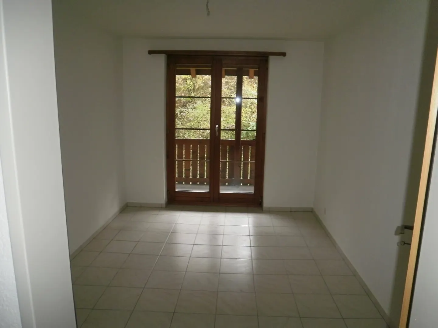 Cozy 4.5 Room Old Building Apartment with Large Covered Veranda - Photo 11 of 19