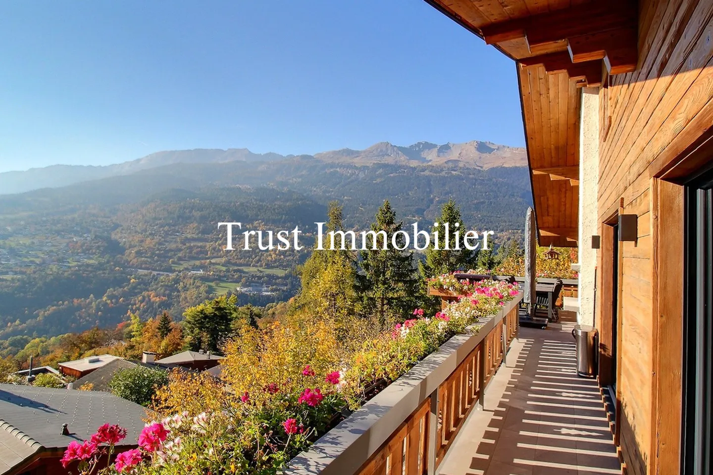 6001. Prunkvolles Chalet / Crans-Montana - Foto 2 von 13