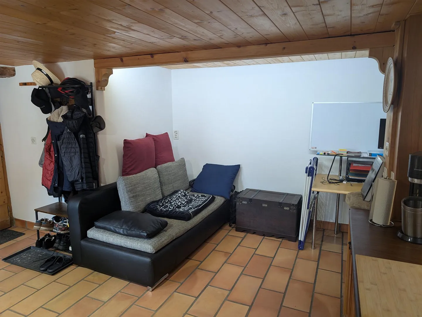 2.5-room apartment in the old village of Ollon VS - Photo 2 of 5
