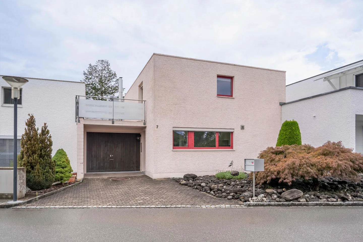 Familienhaus mit Wintergarten - Foto 4 von 13