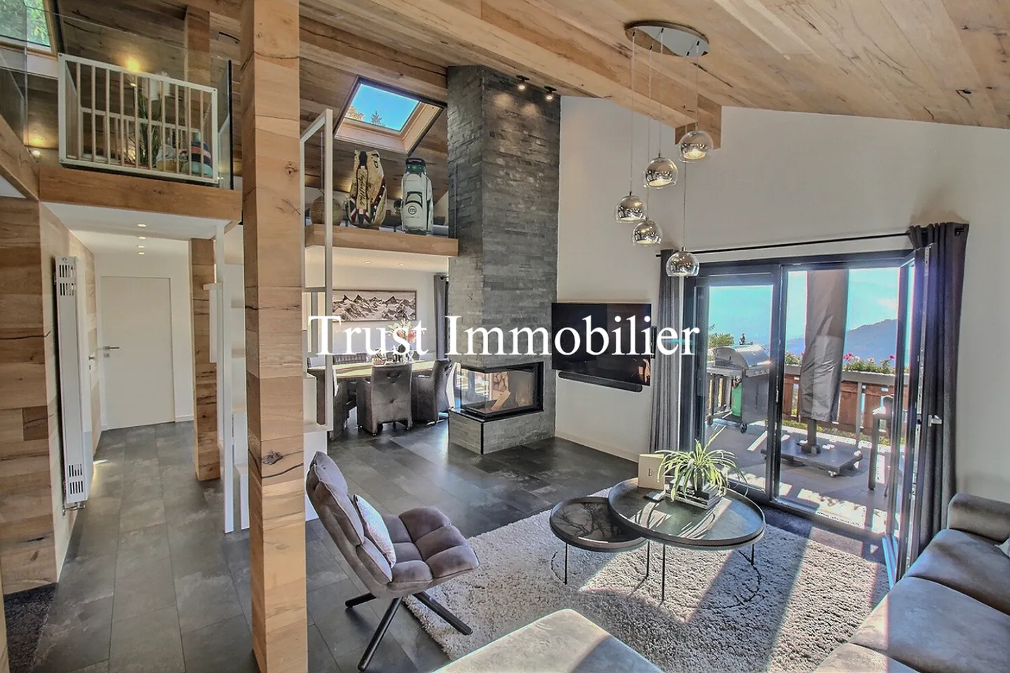 6001. Prunkvolles Chalet / Crans-Montana - Foto 1 von 13