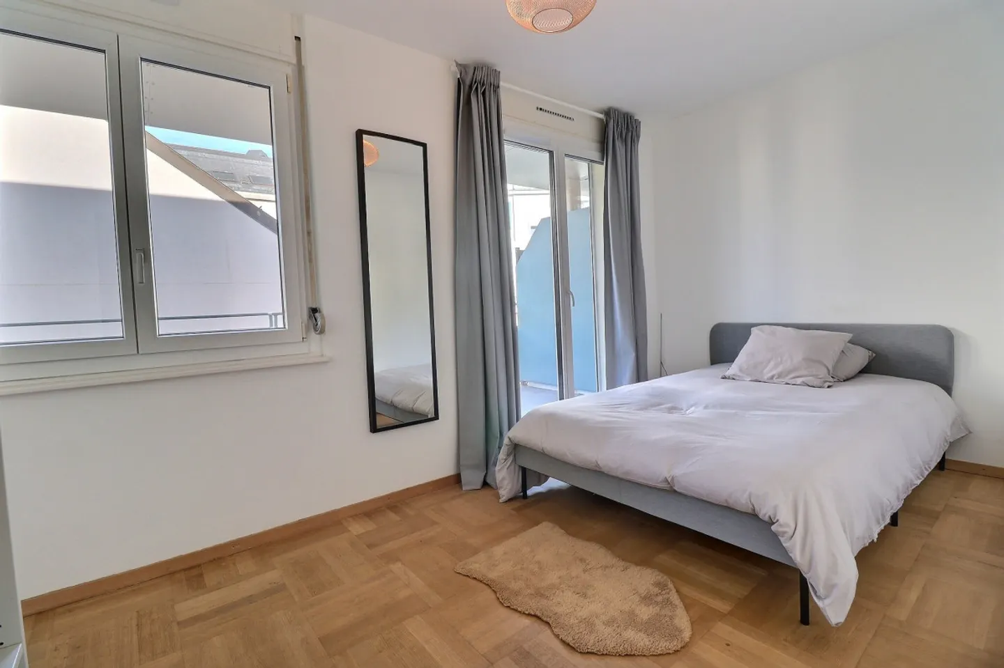 Furnished Apartment with Large Balcony - Photo 5 of 8