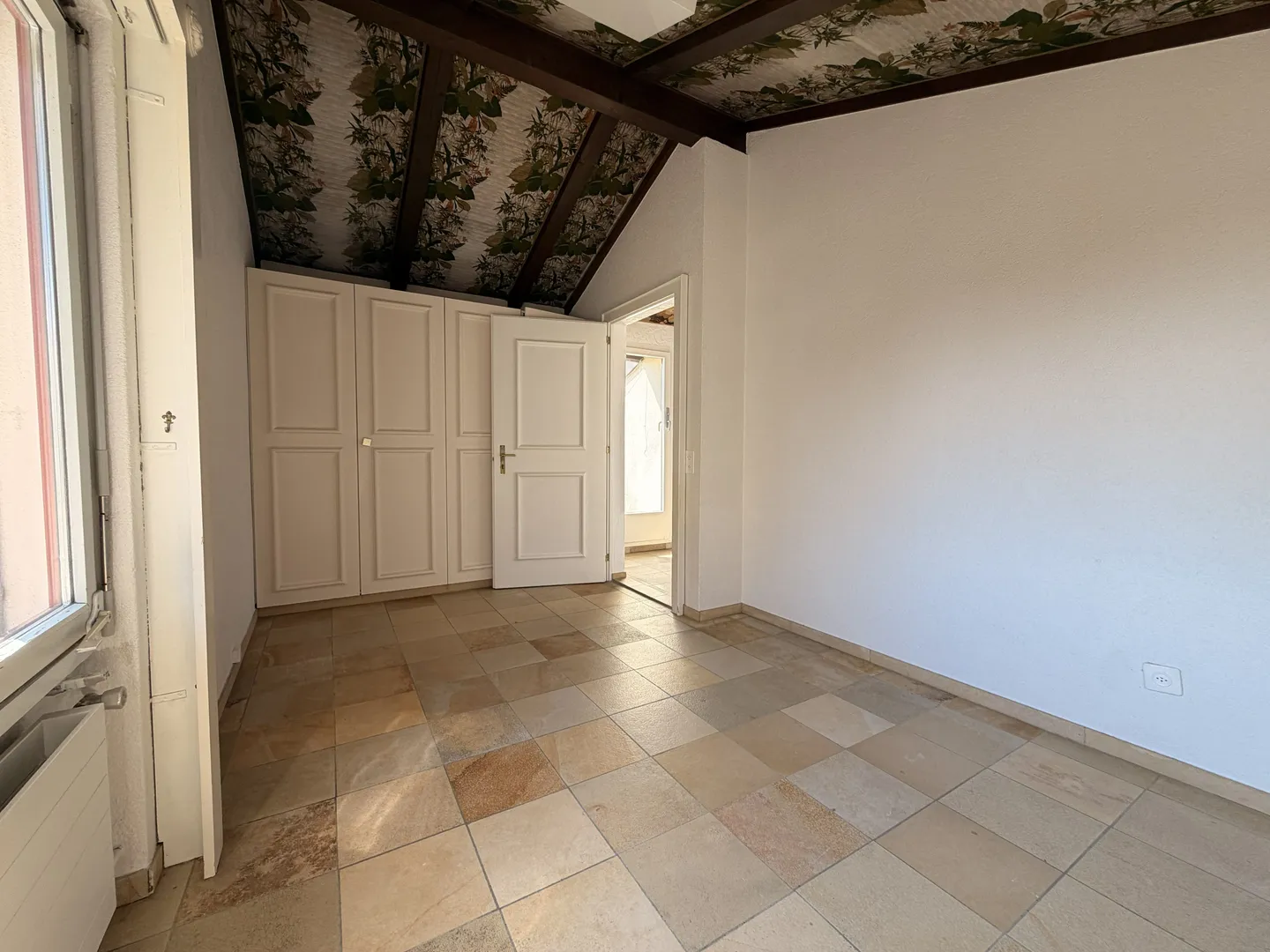 Charmantes Einfamilienhaus mit Atelier - Foto 7 von 12