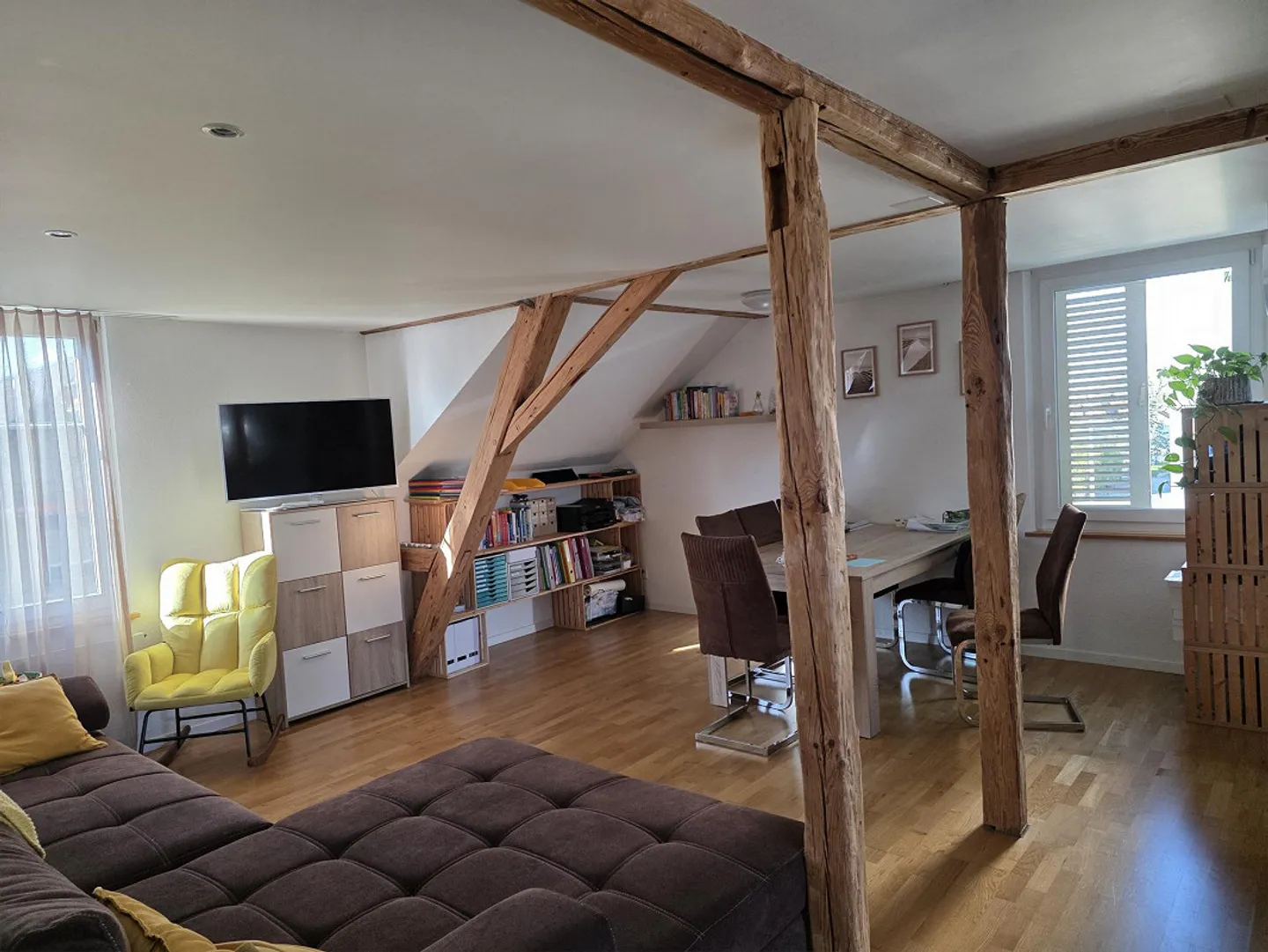 Charmant Appartement avec Terrasse - Photo 3 sur 12