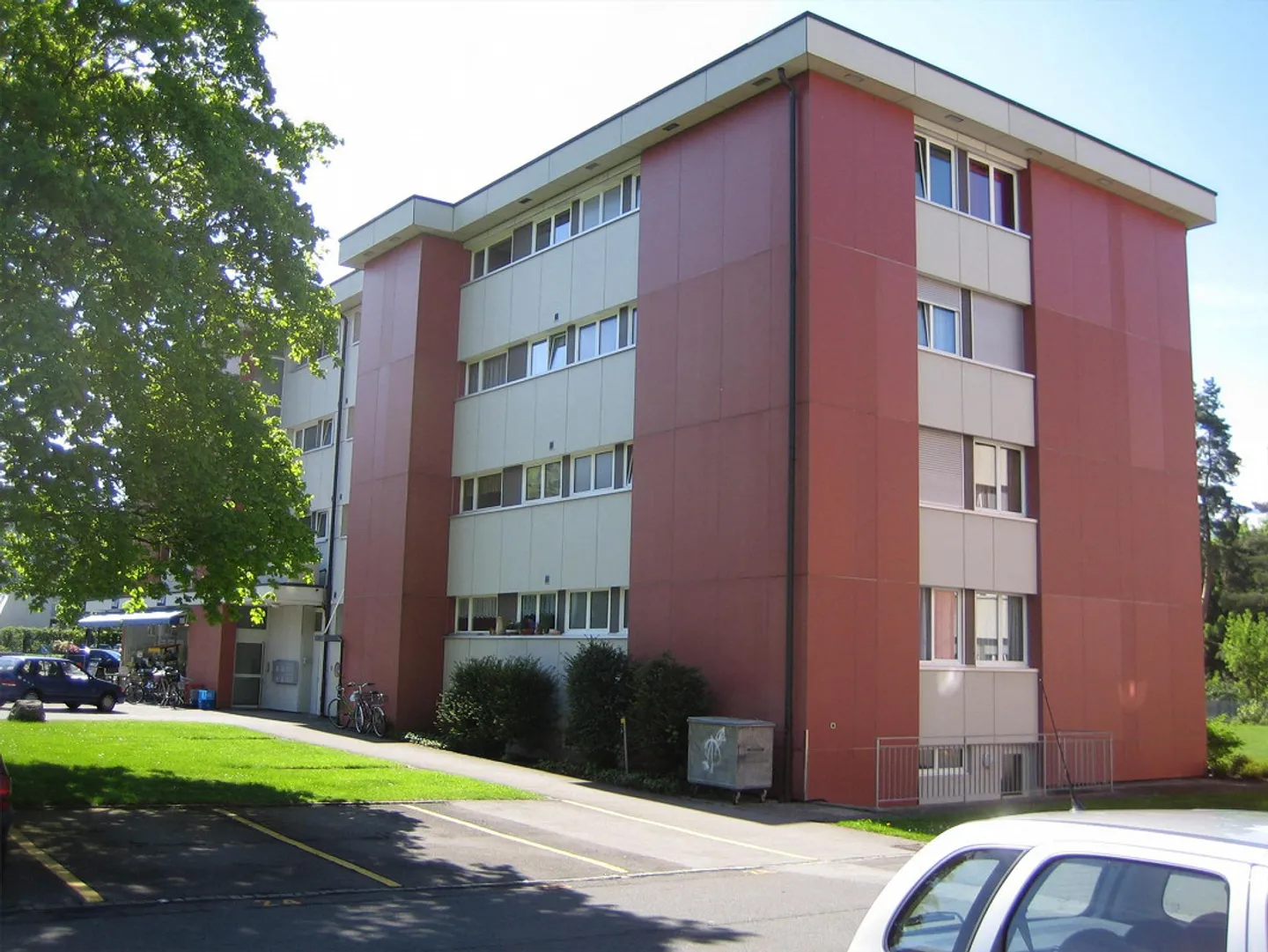 Charmante Wohnung an der Aare - Foto 1 von 5