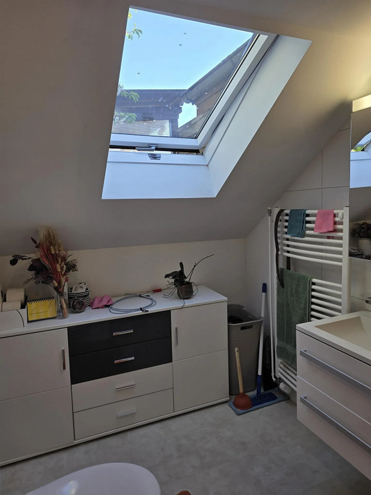 Charmant Appartement avec Terrasse - Photo 6 sur 12