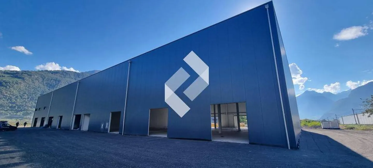 New commercial/industrial hall for rent in Fully! NEW - Photo 1 of 4