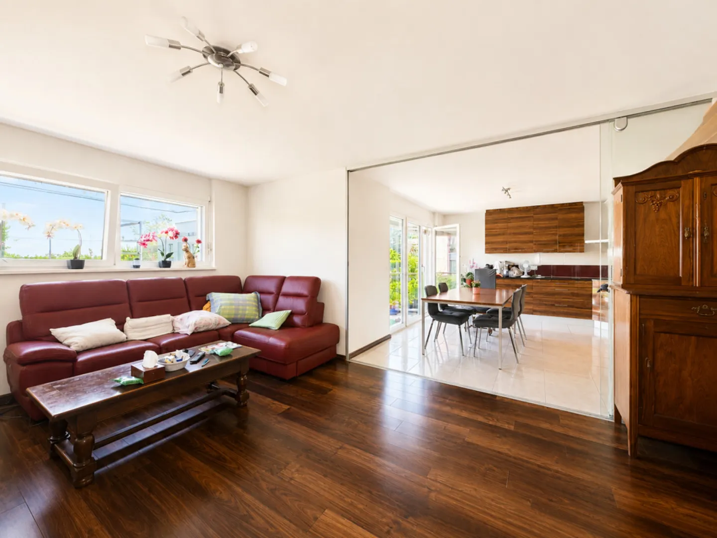 Magnificent 4.5-room apartment with large balcony - Photo 4 of 17
