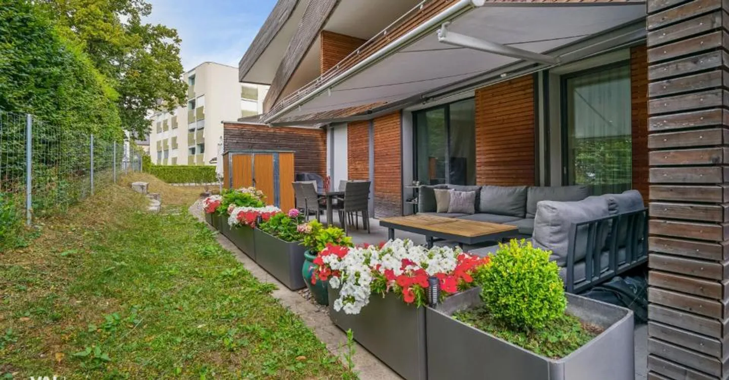 Attractive 2.5-room apartment with large terrace in a central location in Bülach - Photo 5 of 7