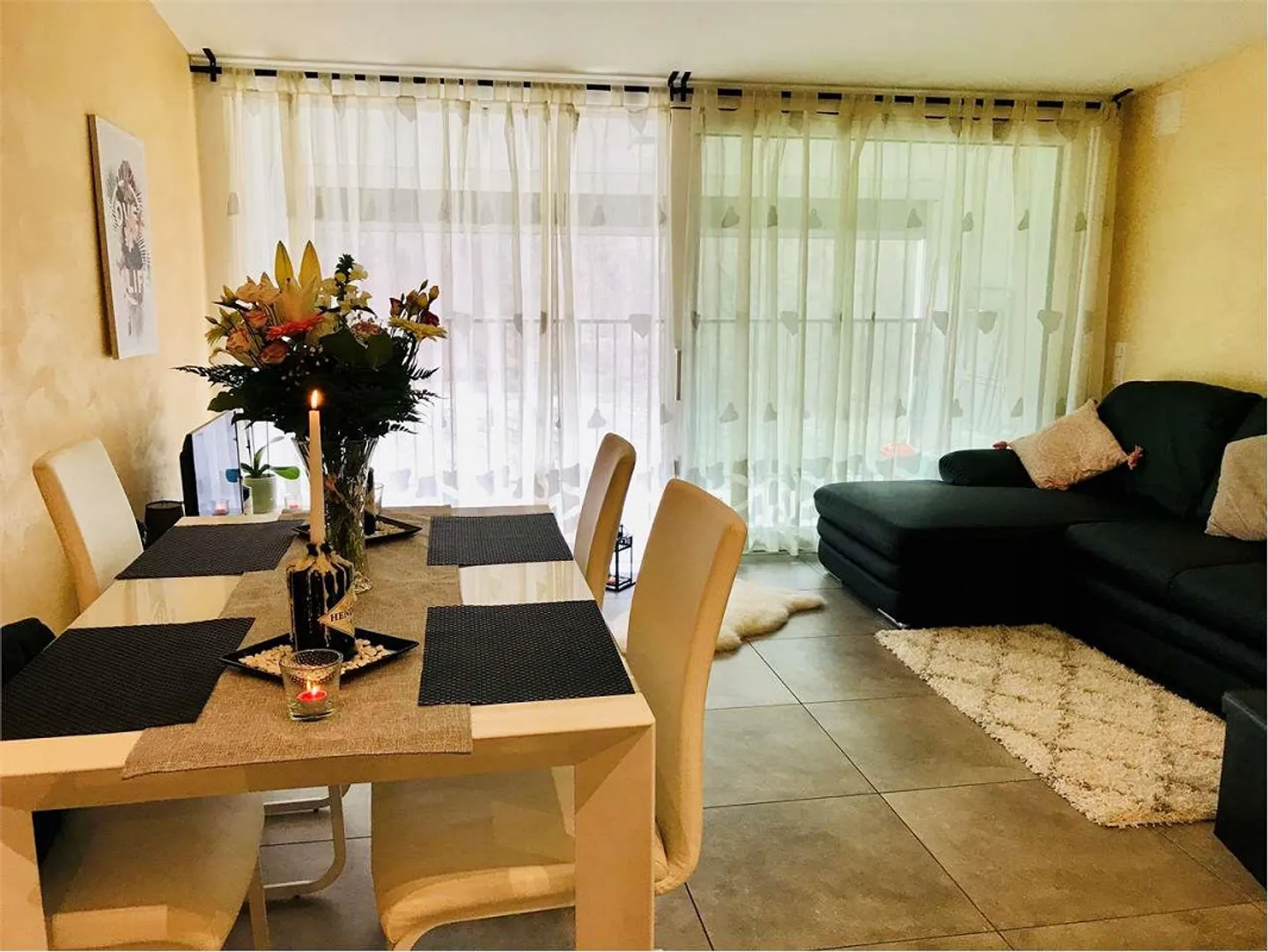 Gemütliche 2,5-Zimmer-Wohnung mit Aussicht - Foto 1 von 11