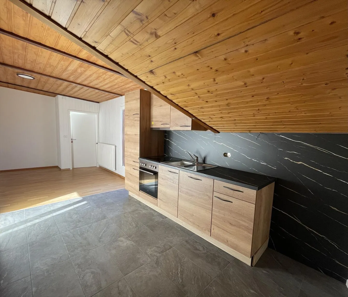 Appartamento attico di 2.5 locali - Foto 1 di 8