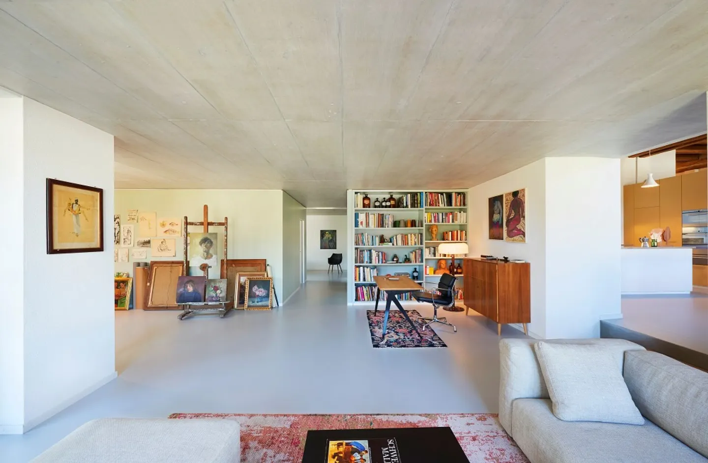 Exclusive Loft Apartment on the Reuss - Photo 9 of 13