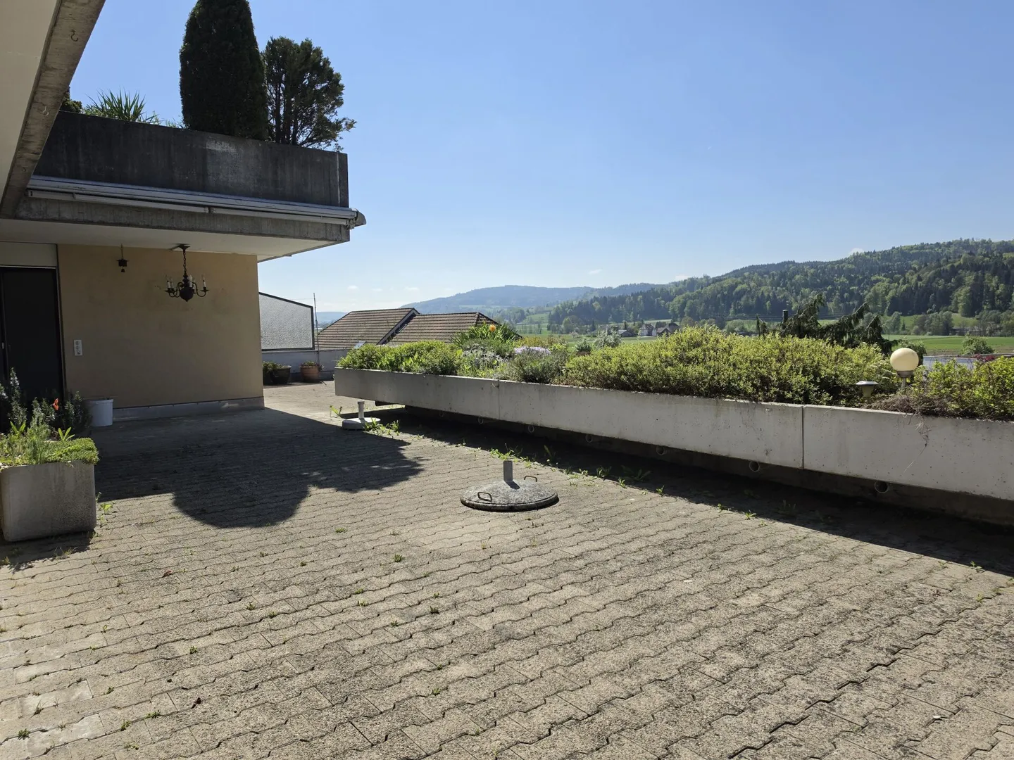 Vivre avec une vue - Appartement en terrasse dans un emplacement calme - Photo 3 sur 5