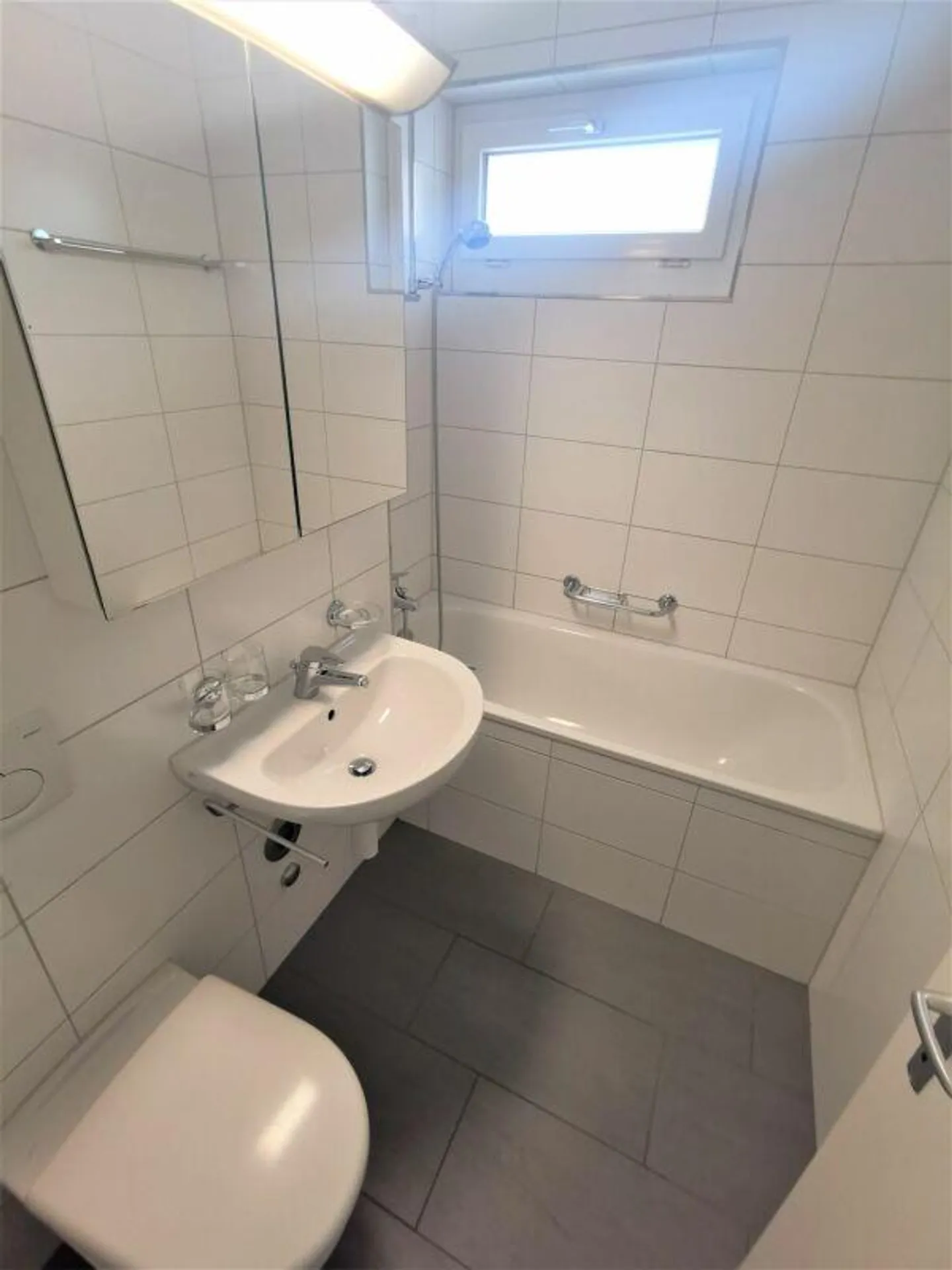 Appartement 4.5 pièces à Reinach - Photo 3 sur 9