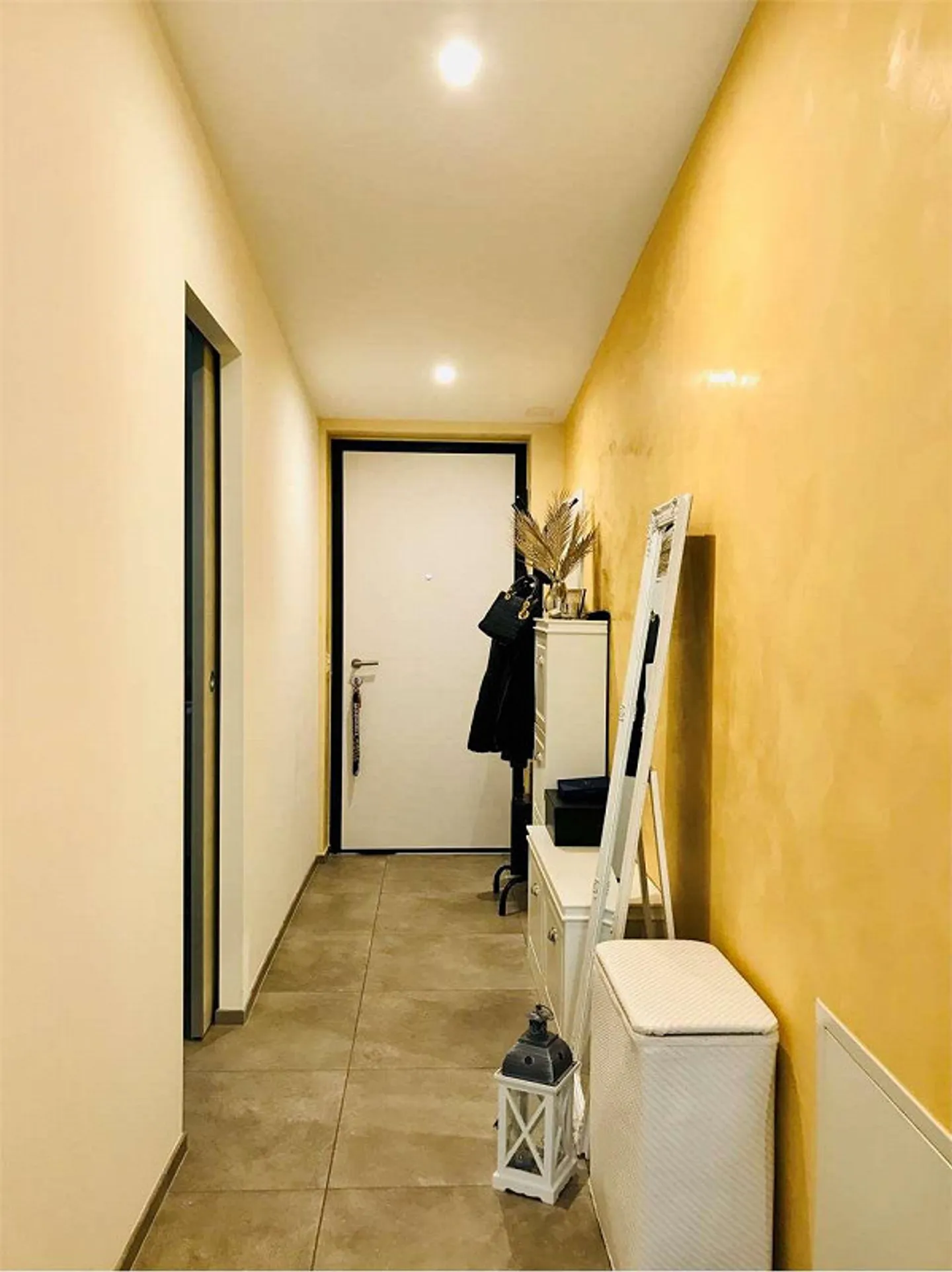 Gemütliche 2,5-Zimmer-Wohnung mit Aussicht - Foto 7 von 11