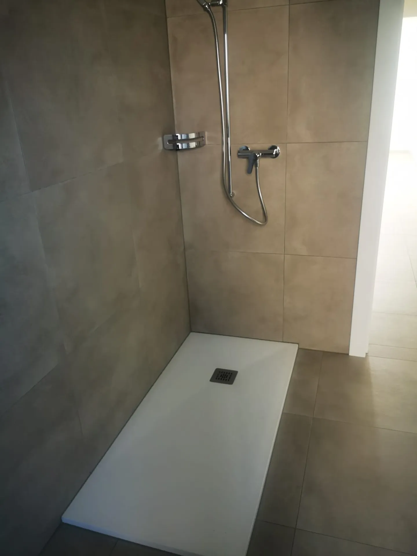 COLDRERIO - APPARTAMENTO DI DUE CAMERE DA AFFITTARE - Foto 5 di 8