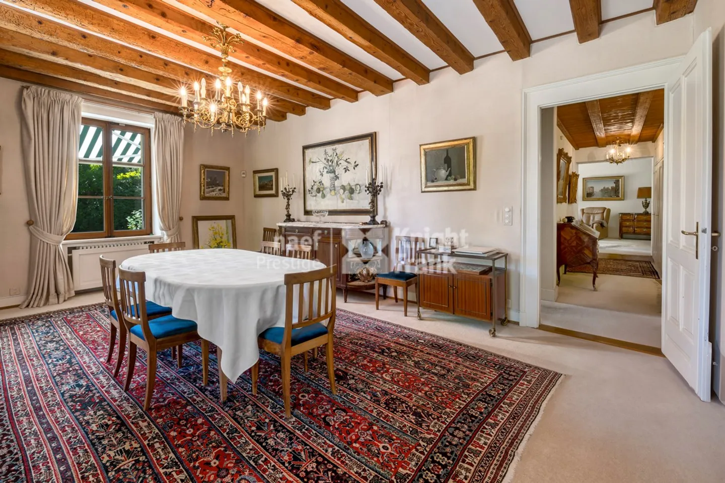 House with 17 rooms - Photo 4 of 12