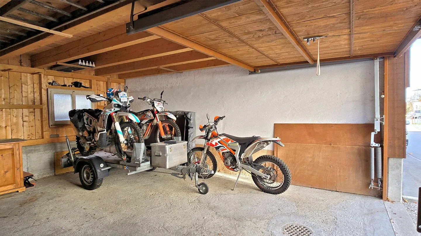 A cozy little house with expansion potential - Photo 10 of 11