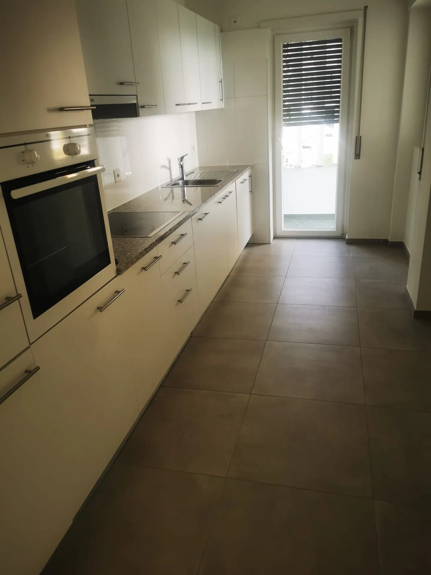 COLDRERIO - APPARTAMENTO DI DUE CAMERE DA AFFITTARE - Foto 2 di 8