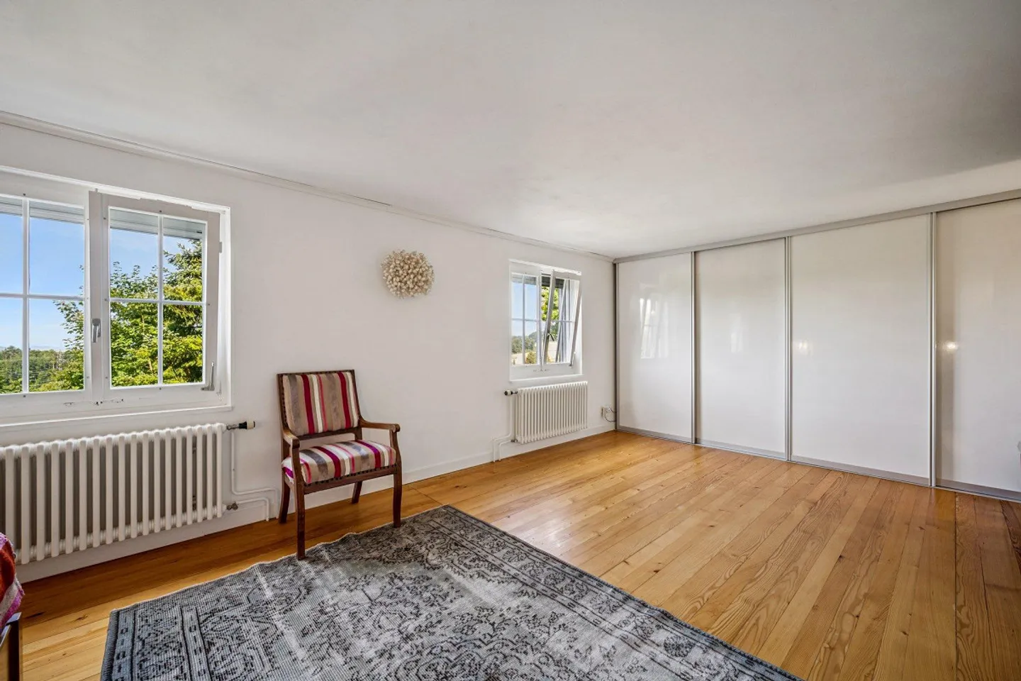 Verträumtes Landhaus mit Garten - Foto 3 von 4