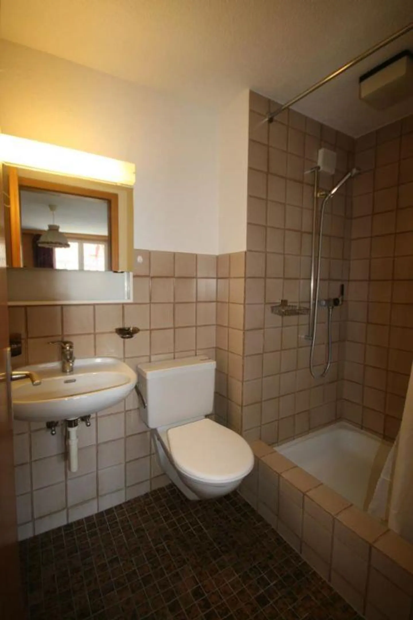 Möbliertes Zimmer in Stein am Rhein - Foto 4 von 4