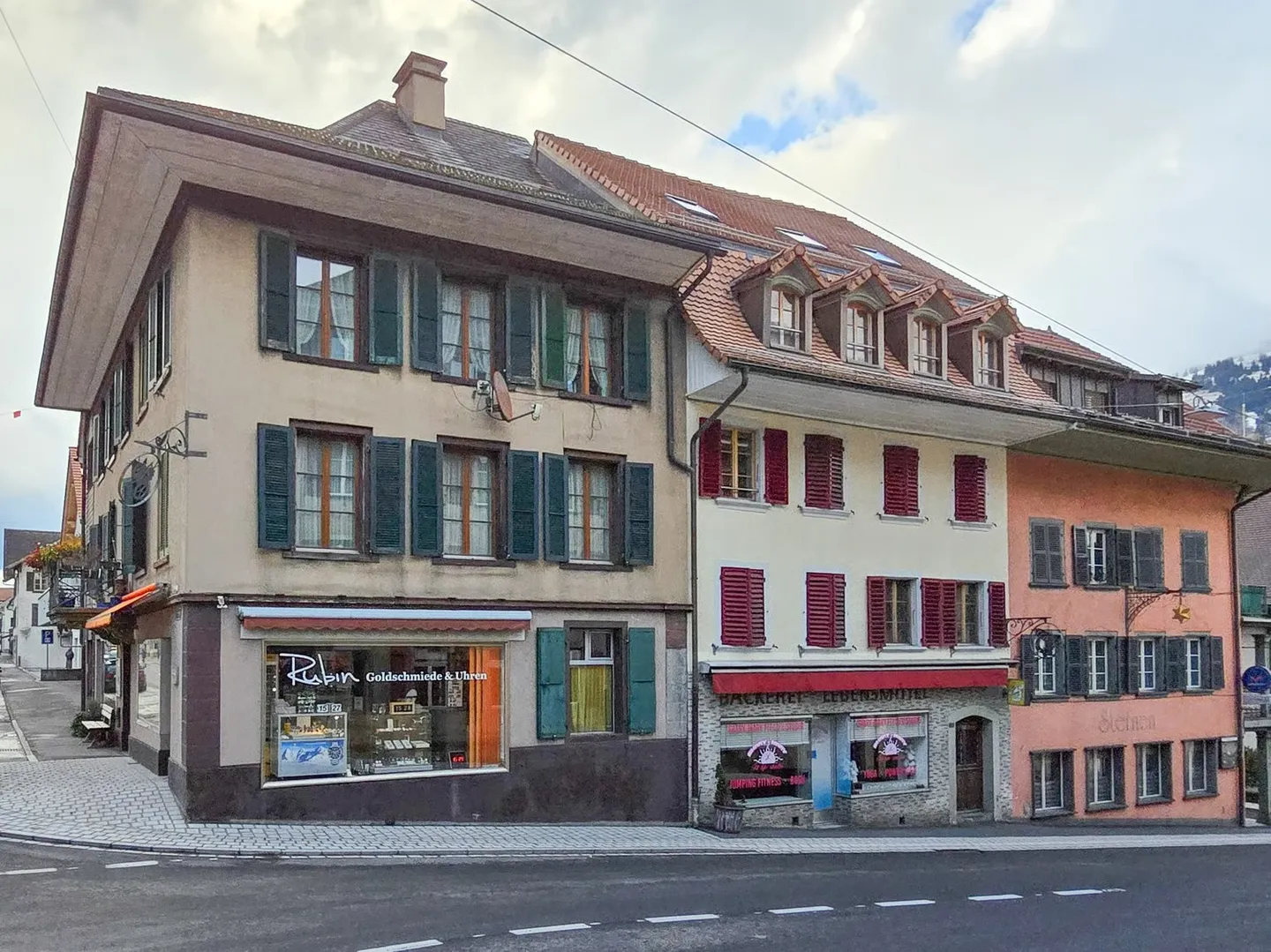 Appartamento duplex di 5,5 stanze - Foto 1 di 16