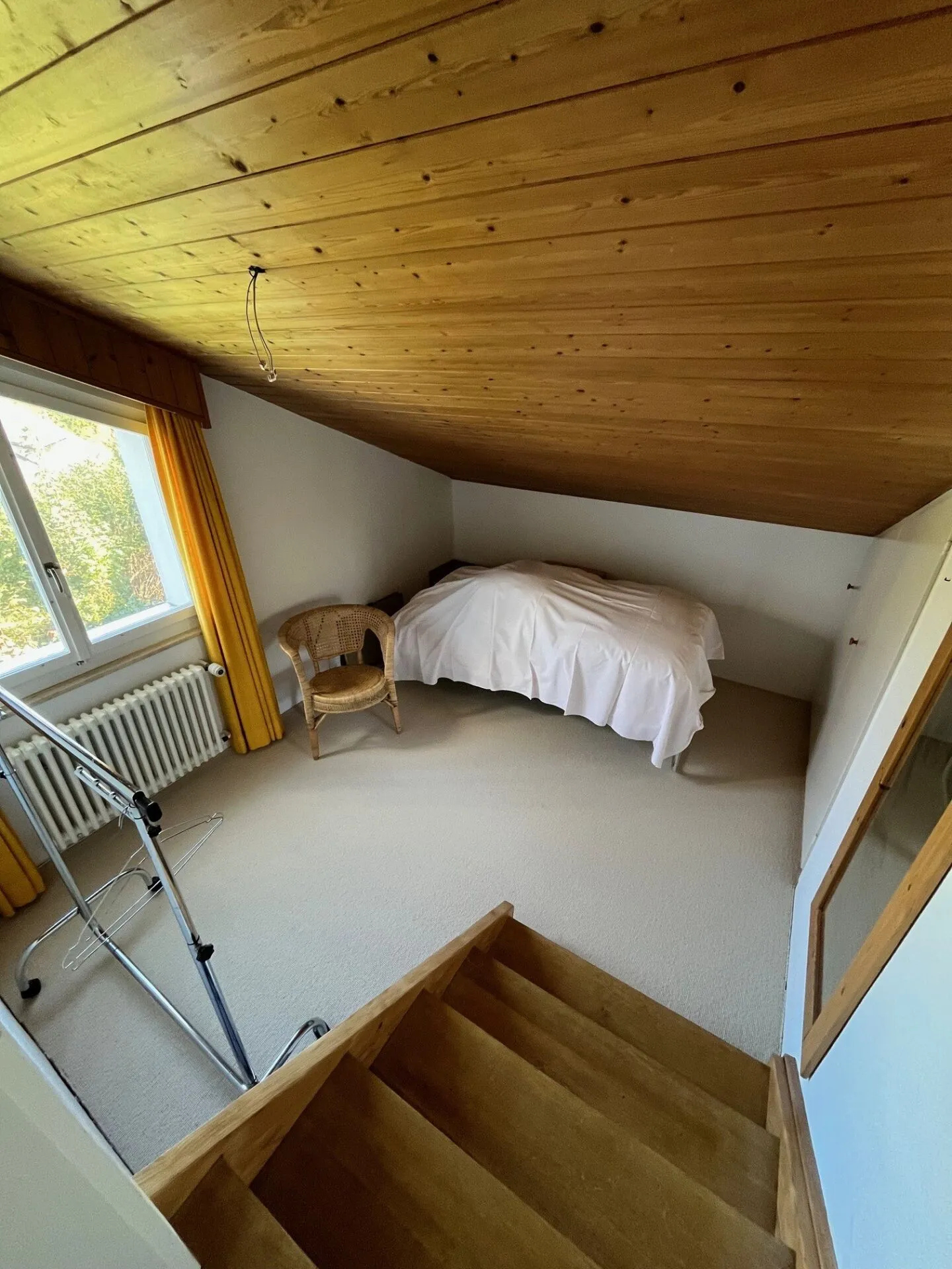 Spacious Living in a Sunny Location - Photo 12 of 28