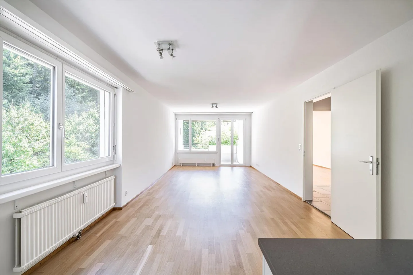 Modernes Apartment am Waldrand - Foto 2 von 10