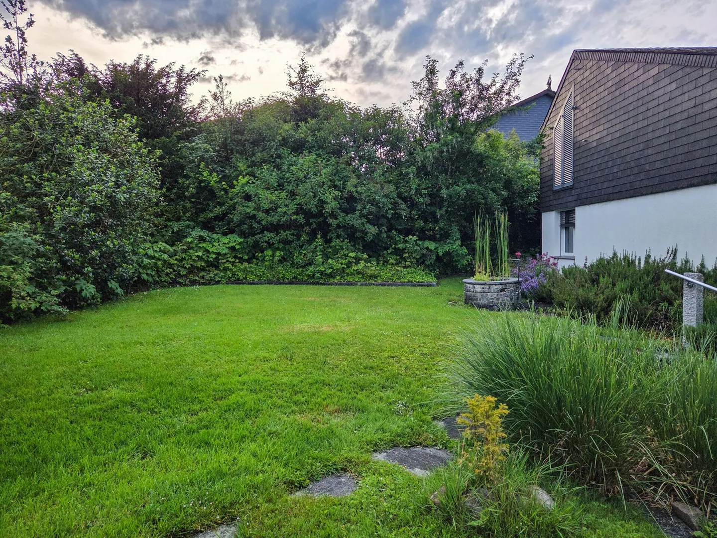 Spacious Living in a Sunny Location - Photo 25 of 28