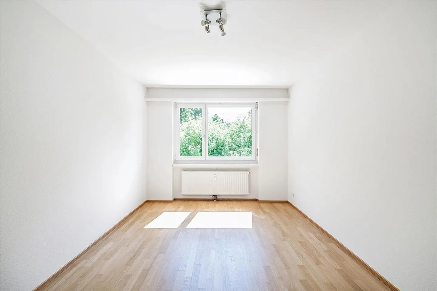 Modernes Apartment am Waldrand - Foto 6 von 10