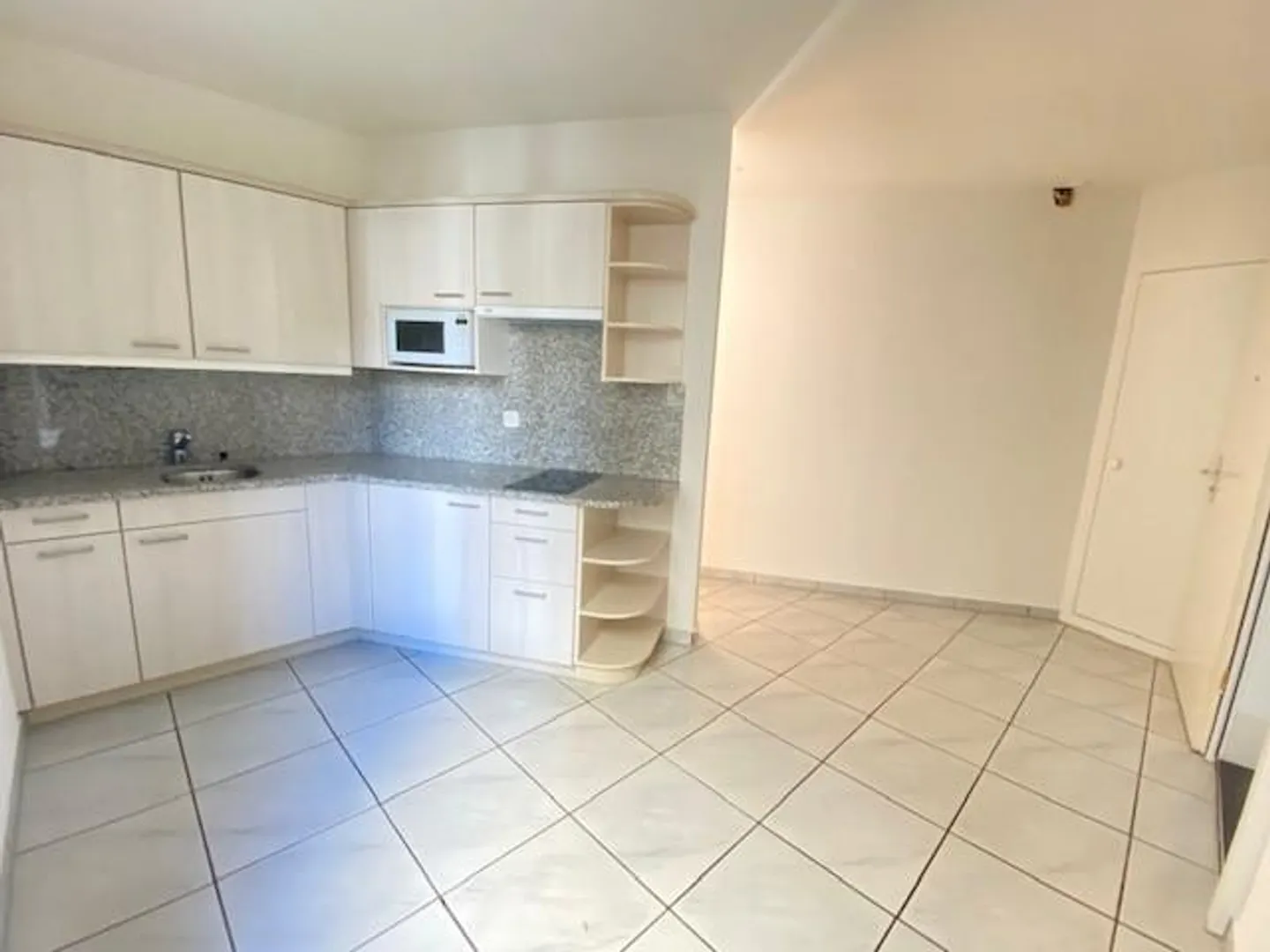 Gemütliche 1.5-Zimmerwohnung in Zürich - Foto 1 von 4