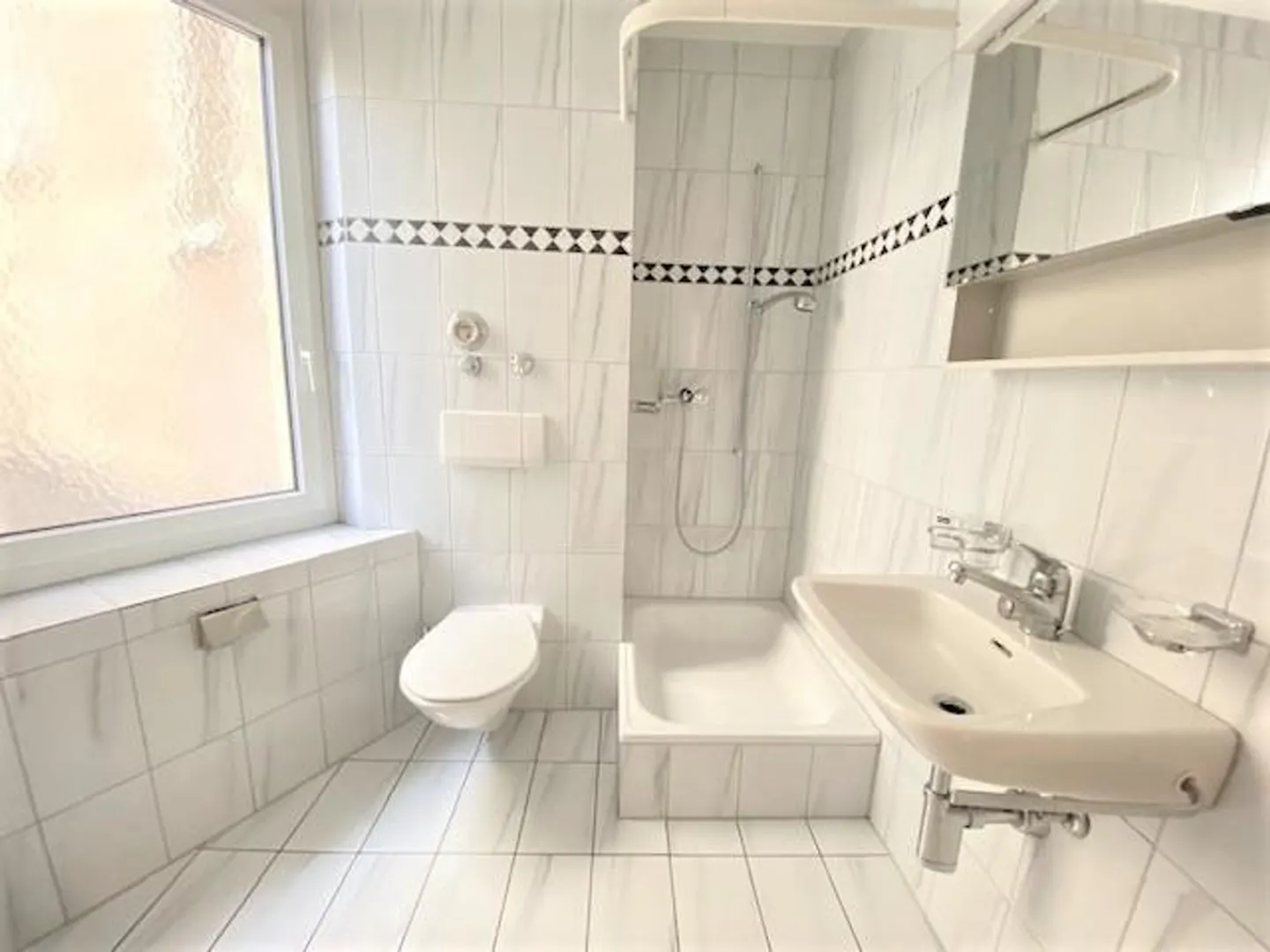 Gemütliche 1.5-Zimmerwohnung in Zürich - Foto 2 von 4