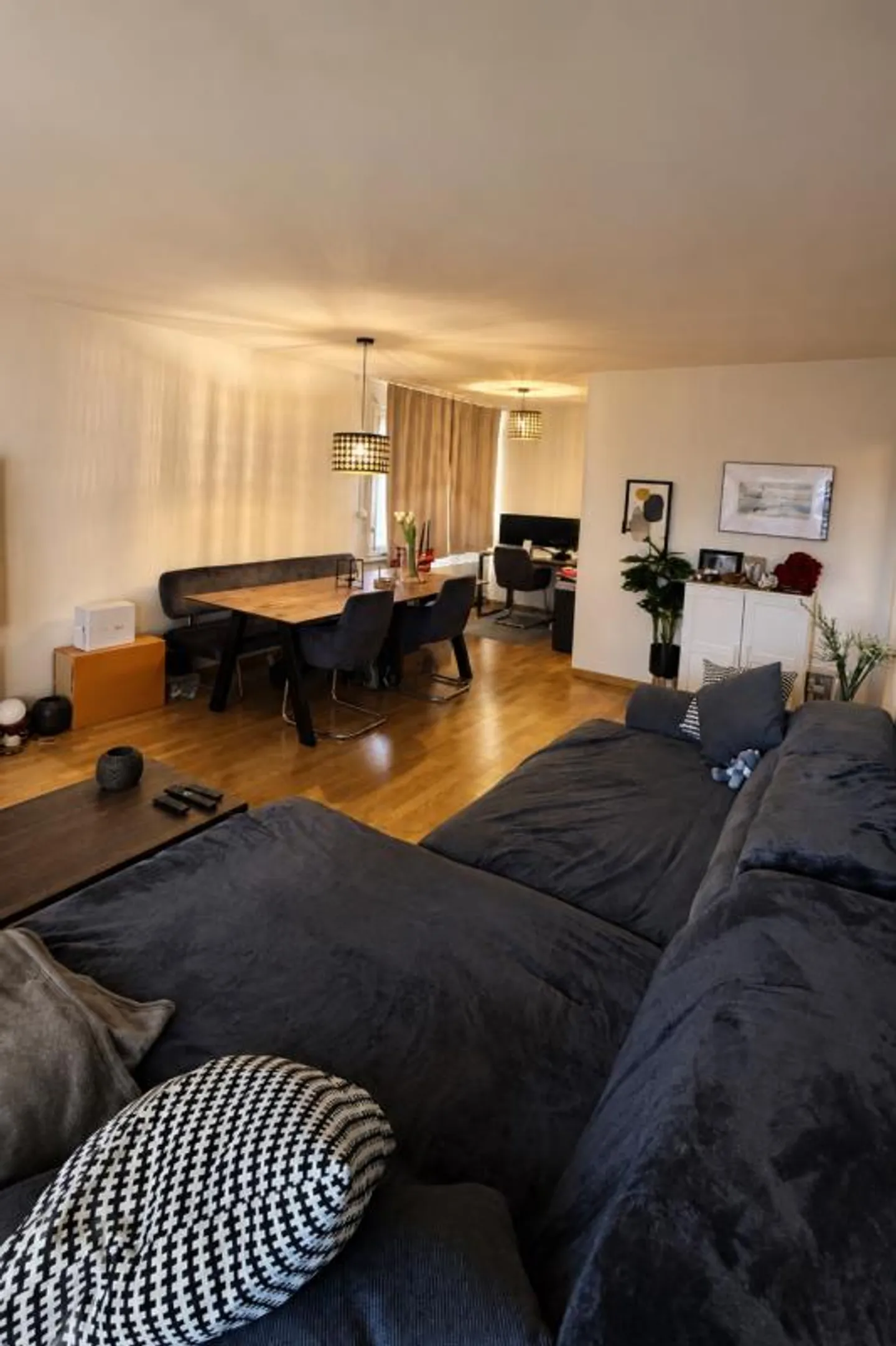 Charmante Wohnung mit Traumhaftem Ausblick - Foto 3 von 11