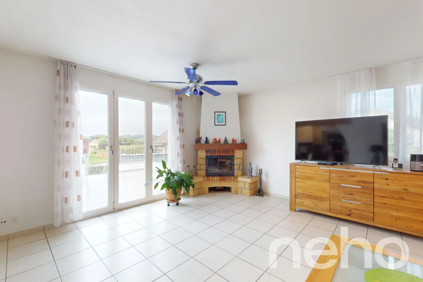 Doppelhaushälfte mit Pool und unabhängiger Wohnung - Foto 5 von 13