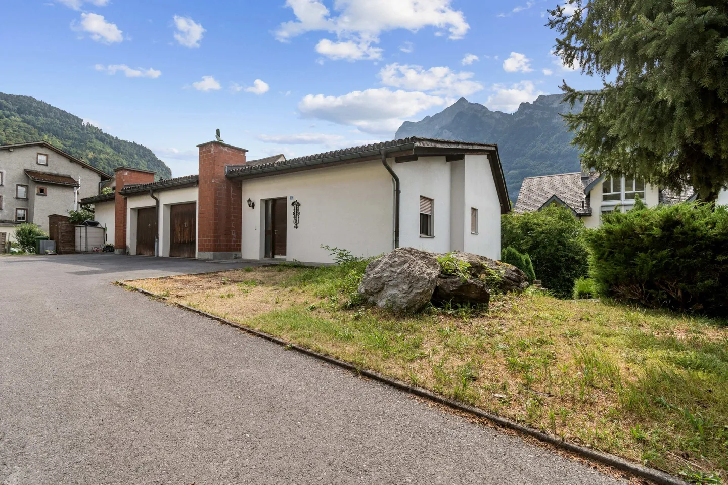 A classic in need of renewal seeks new residents! - Photo 1 of 14