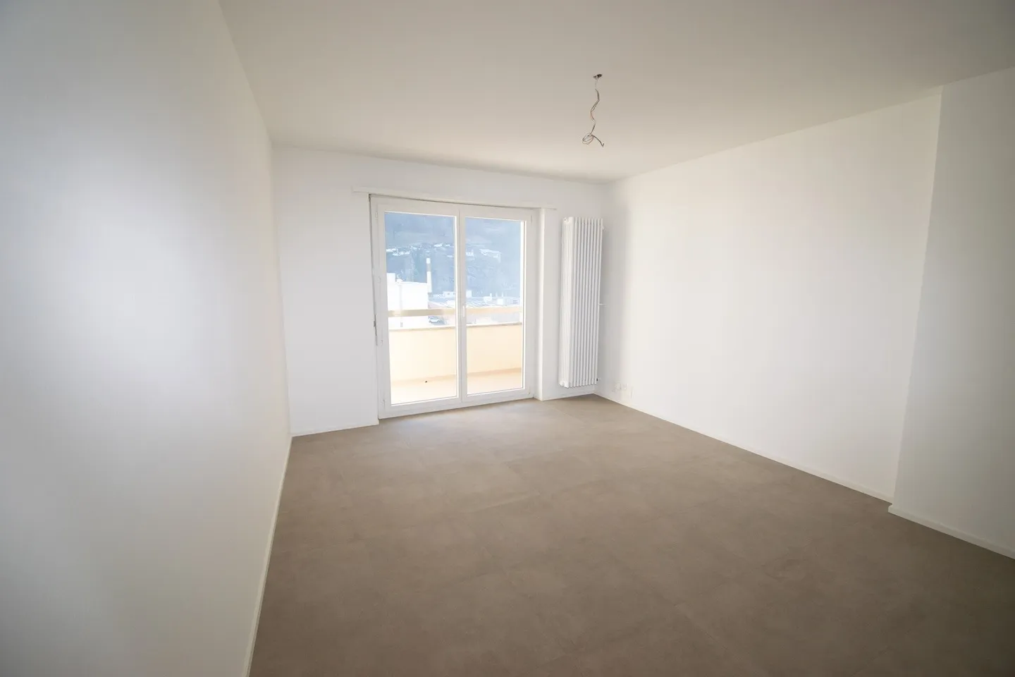 Prima locazione dopo completa ristrutturazione / Posizione centrale - Foto 5 di 13